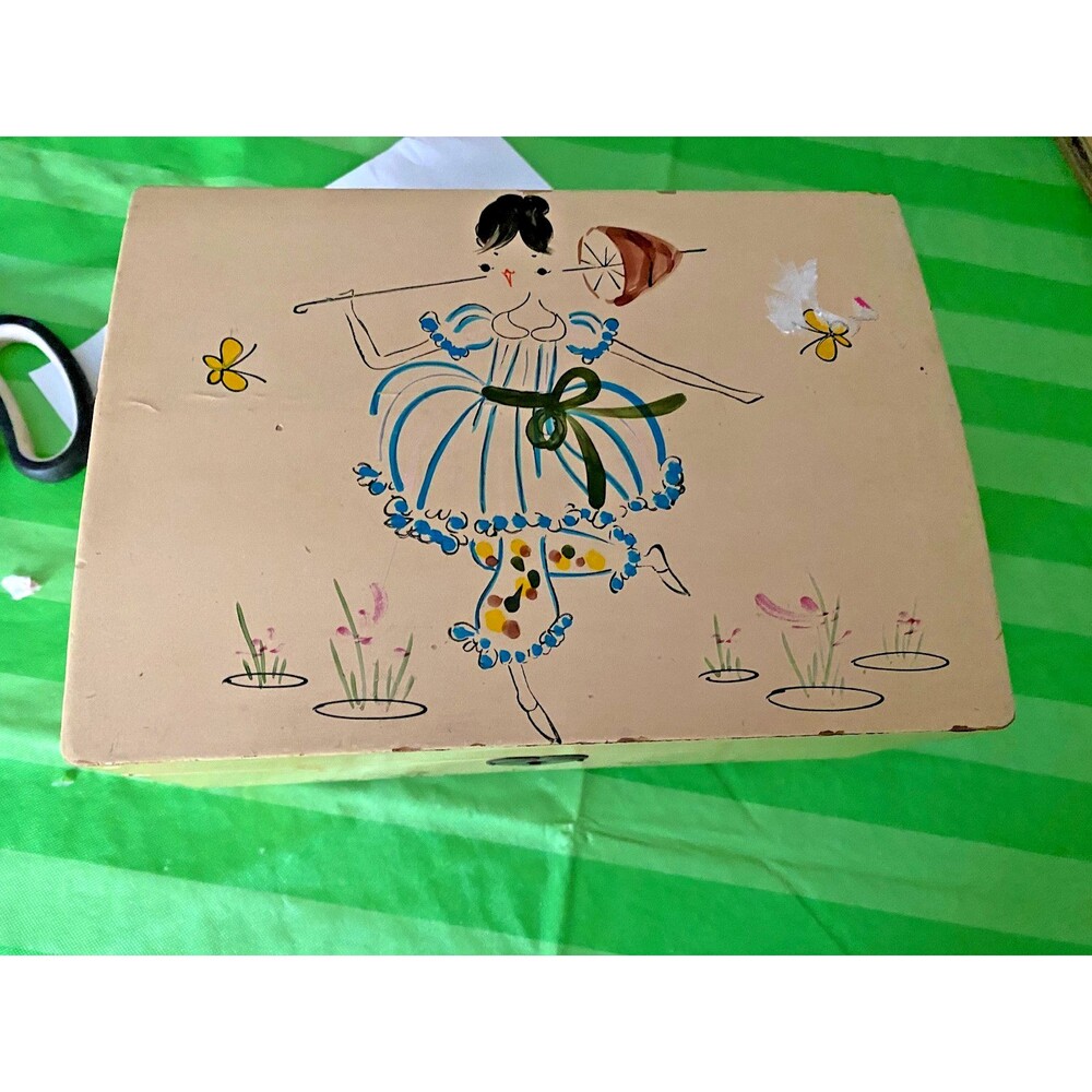 Vintage Musical Jewelry Box Ballerina Hand Painted Japan READ